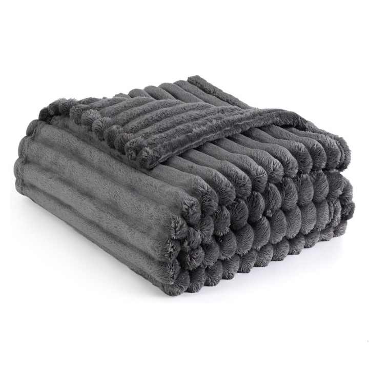 Sumptuous Cozy Fleece Throw Blanket™