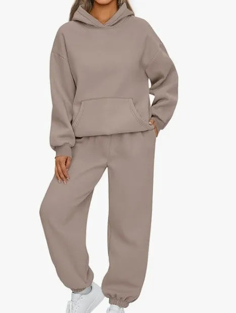 Signature Fit Hoodie & SweatPants Set