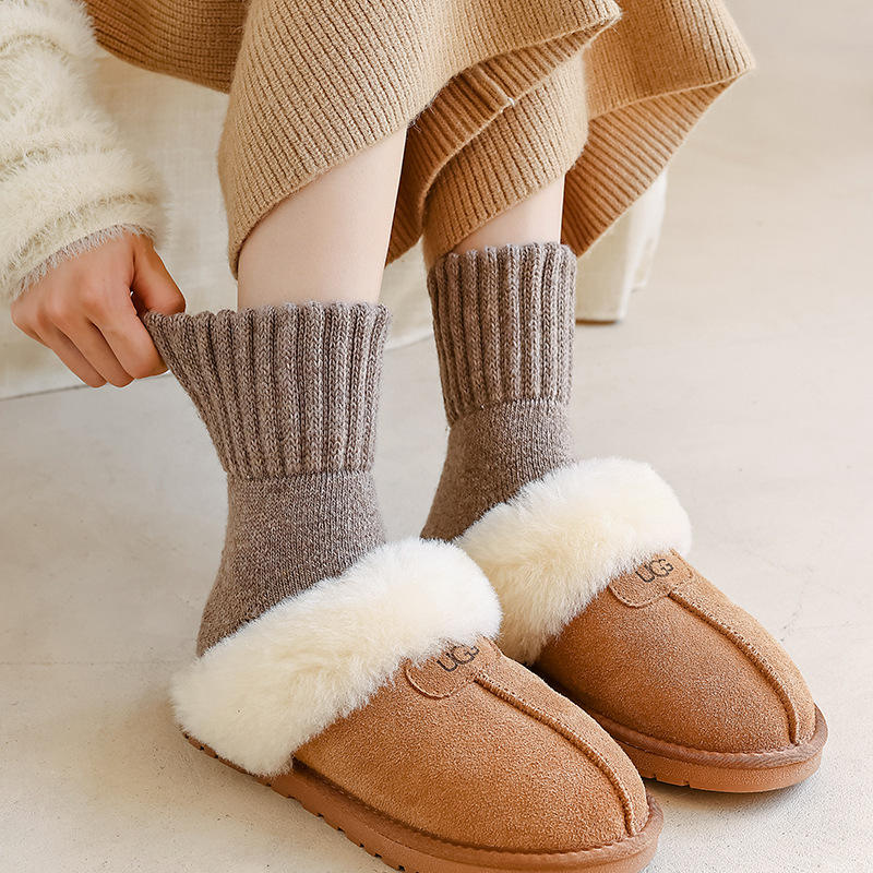 Winter Comfort Plush Socks™